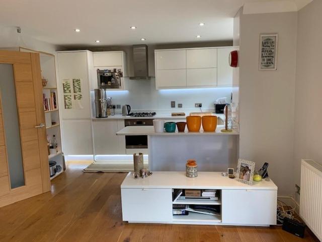 Chic 3 Bed Apartment Near London Bridge With Balcony Londres Exterior foto