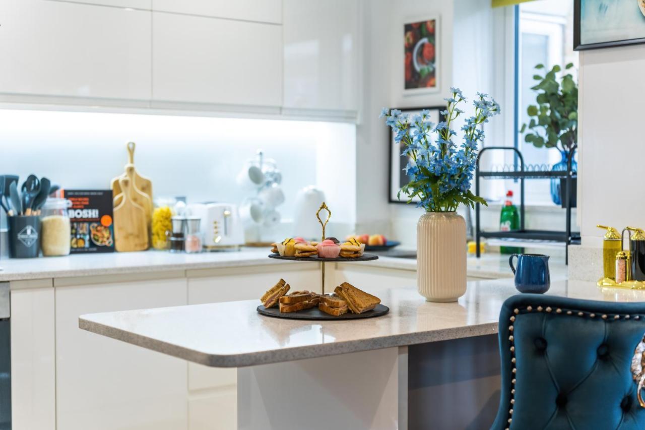 Chic 3 Bed Apartment Near London Bridge With Balcony Londres Exterior foto
