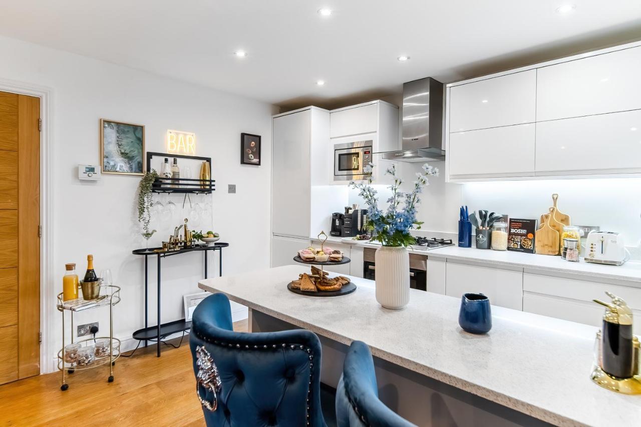 Chic 3 Bed Apartment Near London Bridge With Balcony Londres Exterior foto