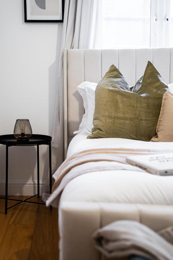 Chic 3 Bed Apartment Near London Bridge With Balcony Londres Exterior foto